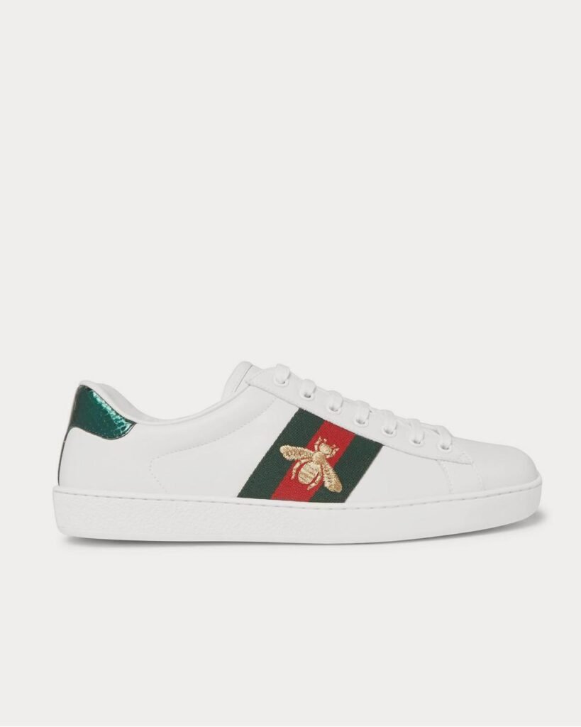 Baskets basses blanches en cuir brodé à finitions serpent d'eau Gucci Ace