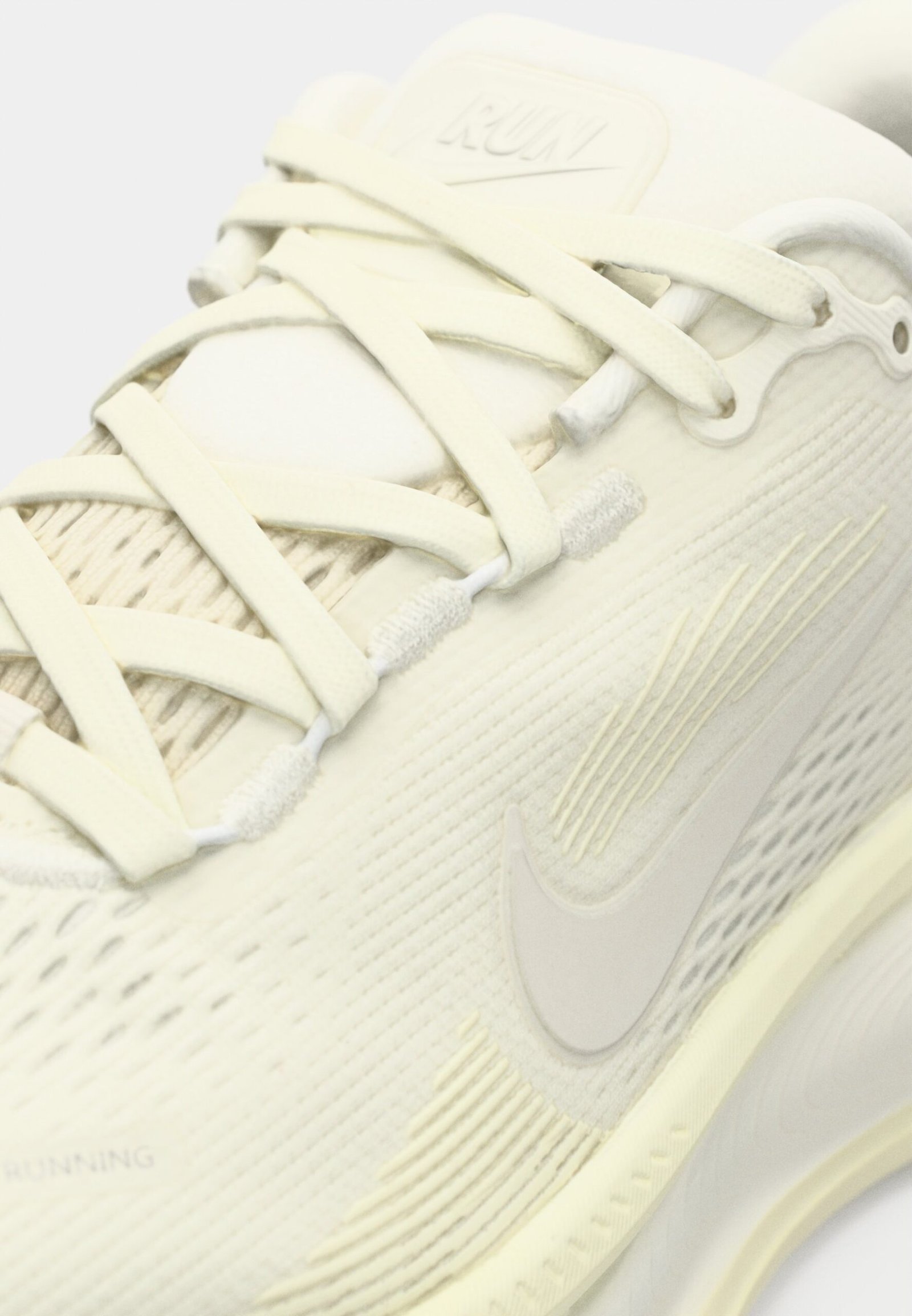 VOMERO 18 - Chaussures de running sur route - sail/summit white/coconut milk/white – Image 7