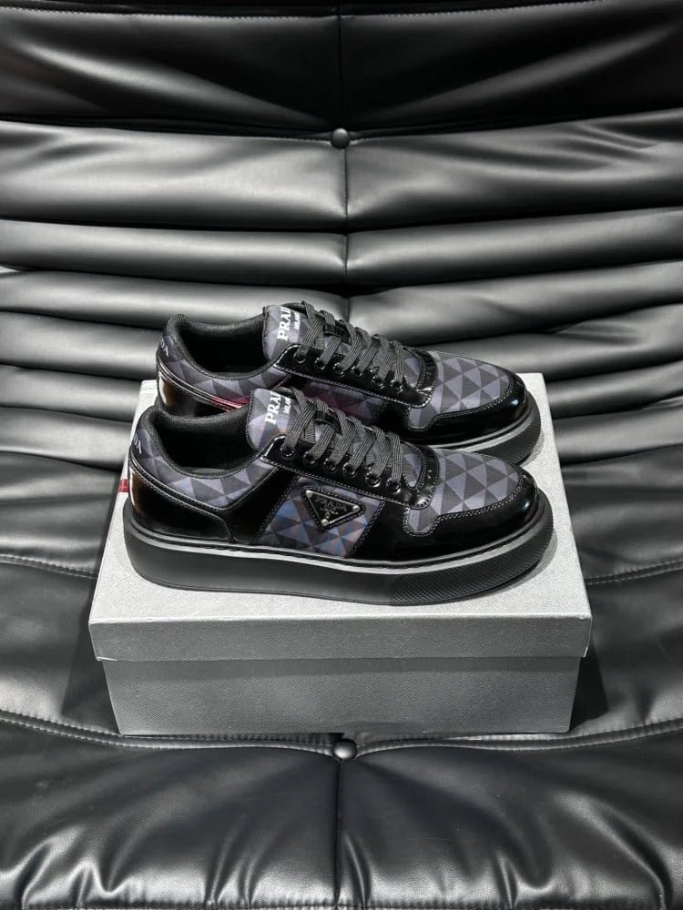 PRADA || Baskets basses Downtown Re-Nylon / Noir