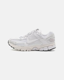 ZOOM VOMERO 5 - Baskets basses - vast grey/black/sail/metallic silver/total crimson