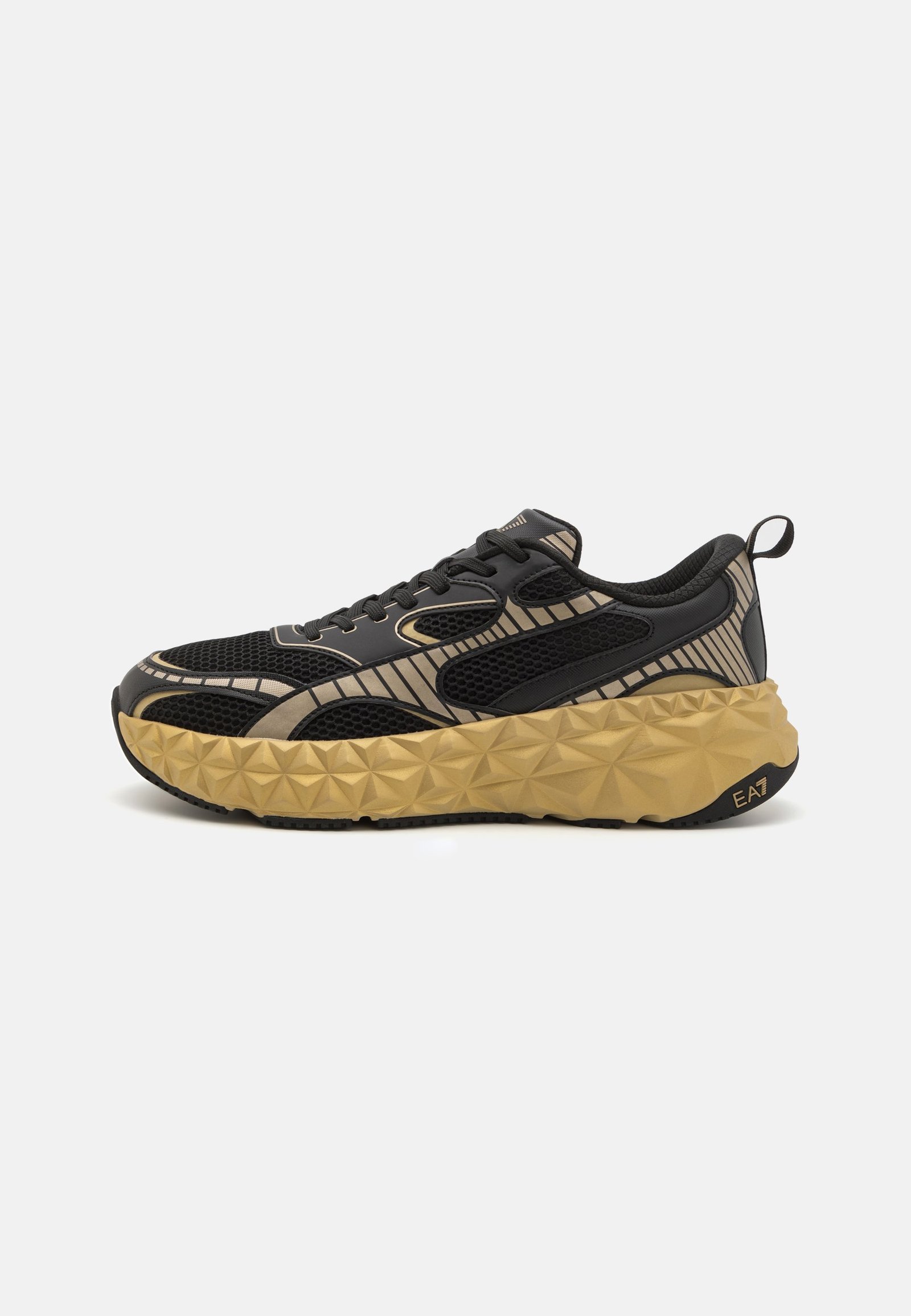 ULTIMATE KOBRA TECH UNISEX - Baskets basses - black/gold