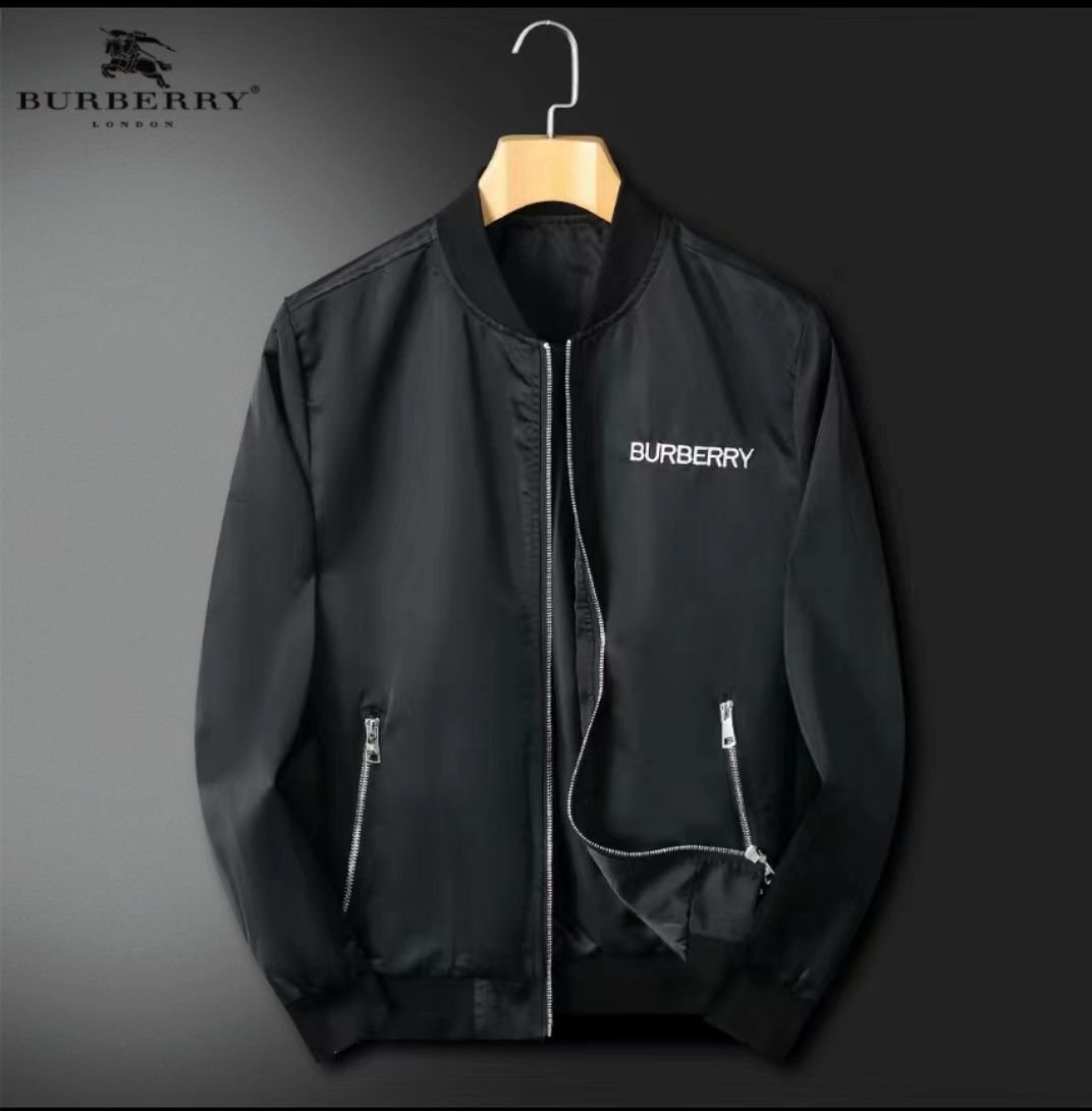 BURBERRY || Coupe-vent à logo pour homme