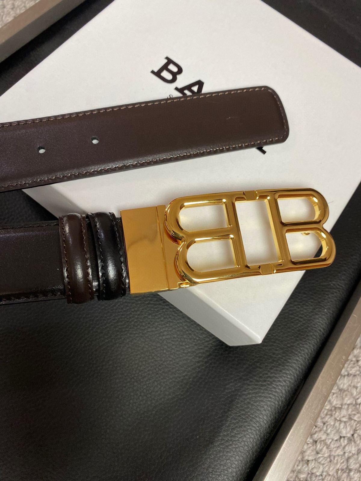 Ceinture réversible Britt avec fermeture à boucle pour homme – Image 4