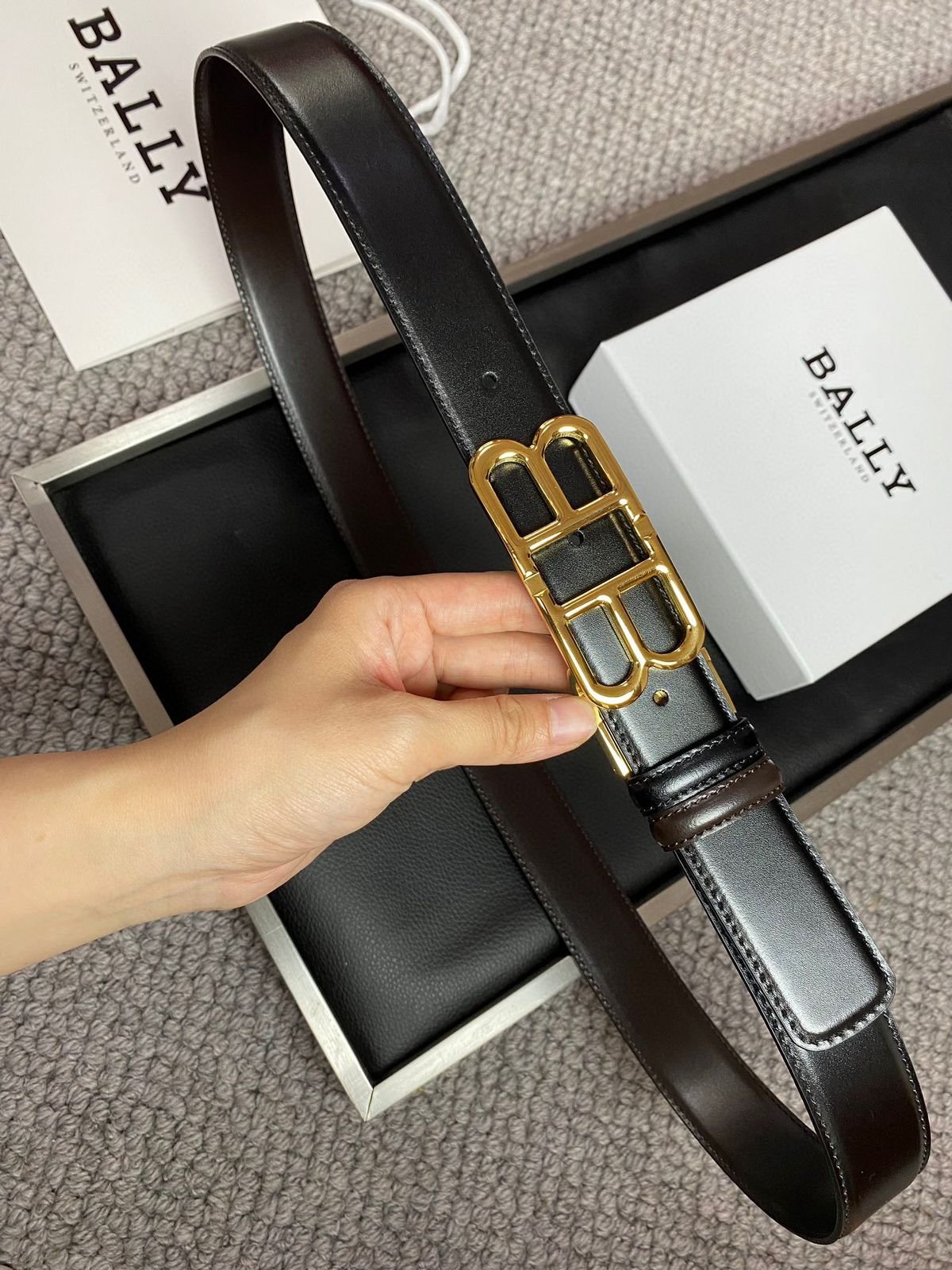 Ceinture réversible Britt avec fermeture à boucle pour homme – Image 2