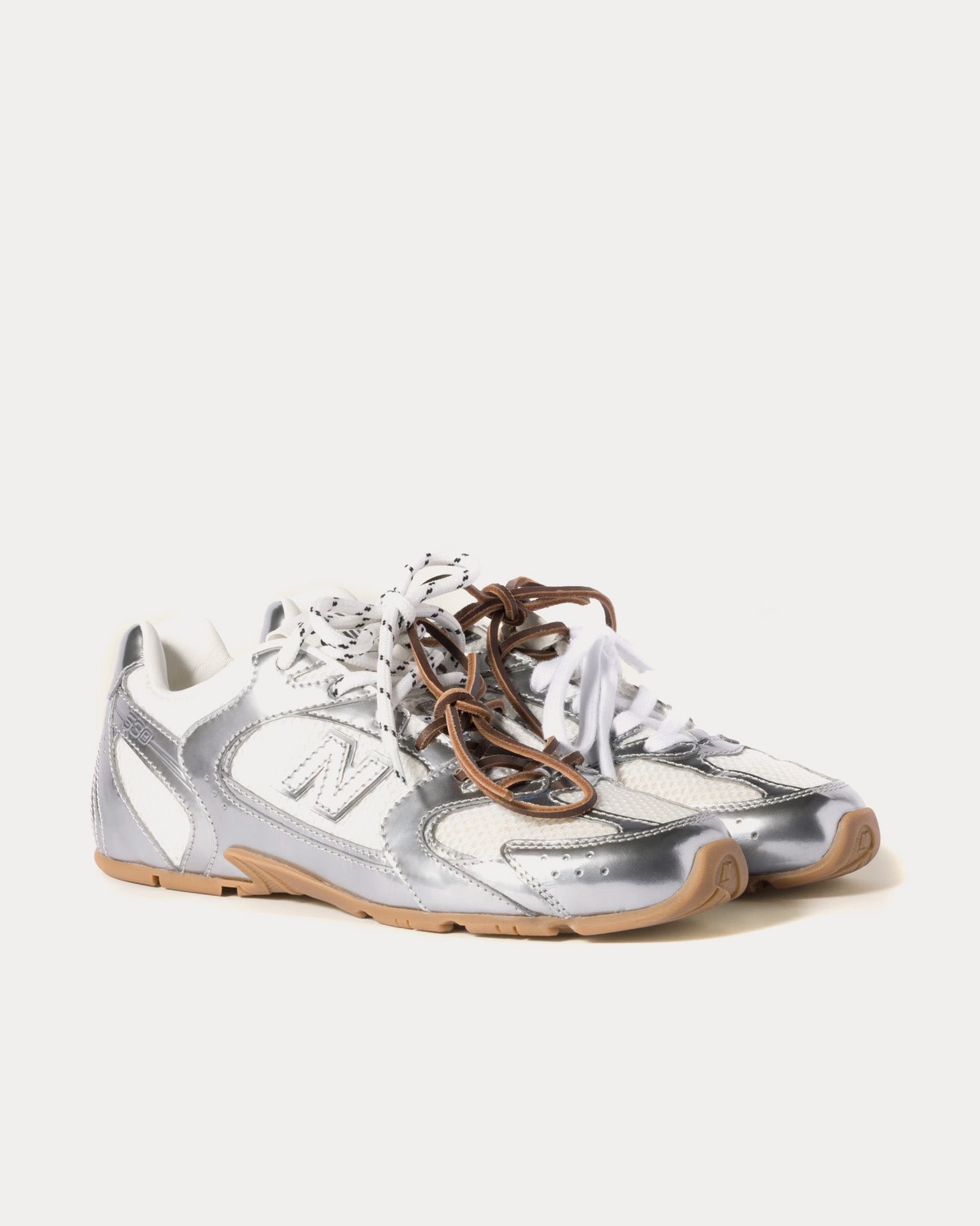 530 SL Metallic cuir & Mesh Silver Sneakers basses – Image 2