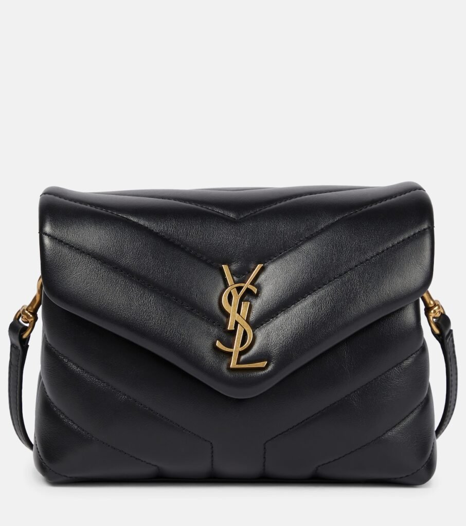 Sac Loulou Toy YSL en cuir noir, élégant et iconique
