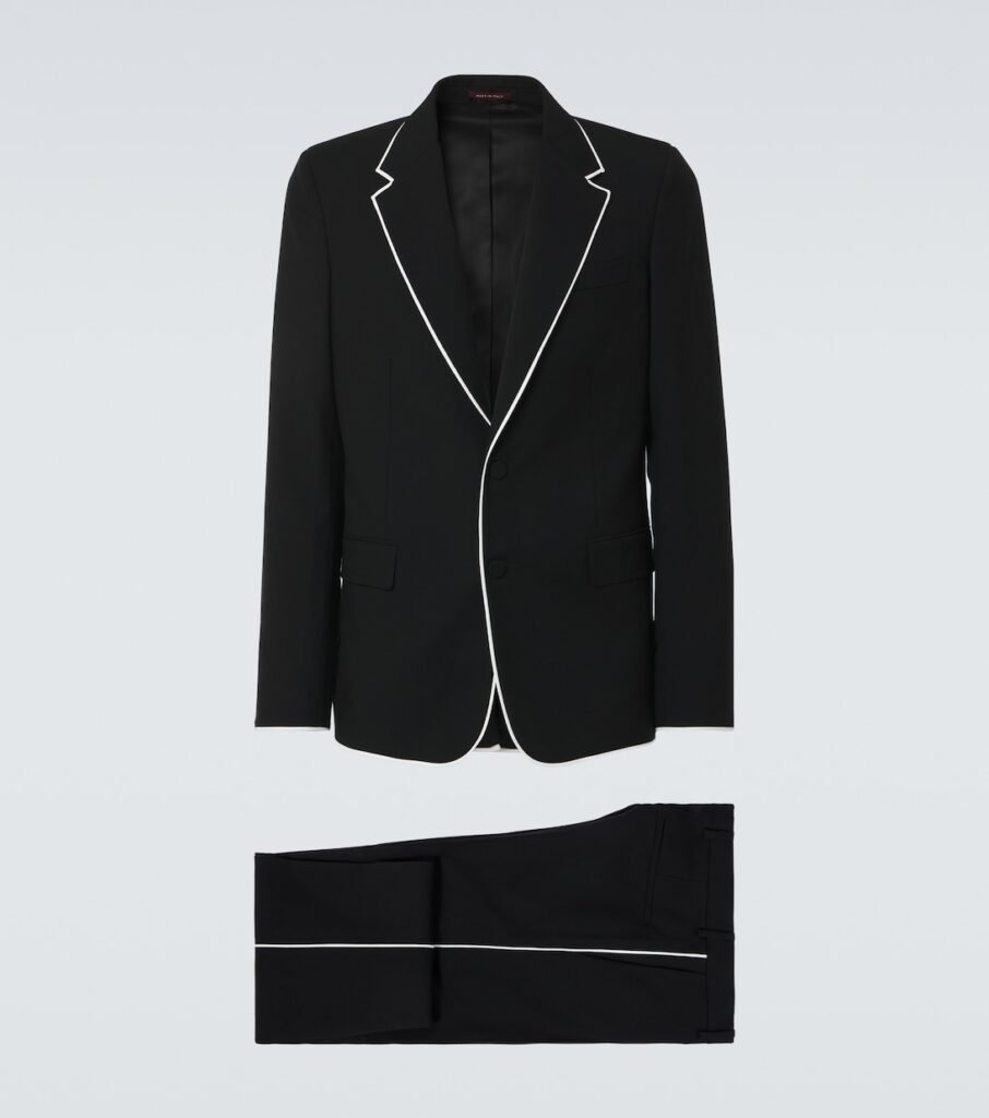 Costume en laine