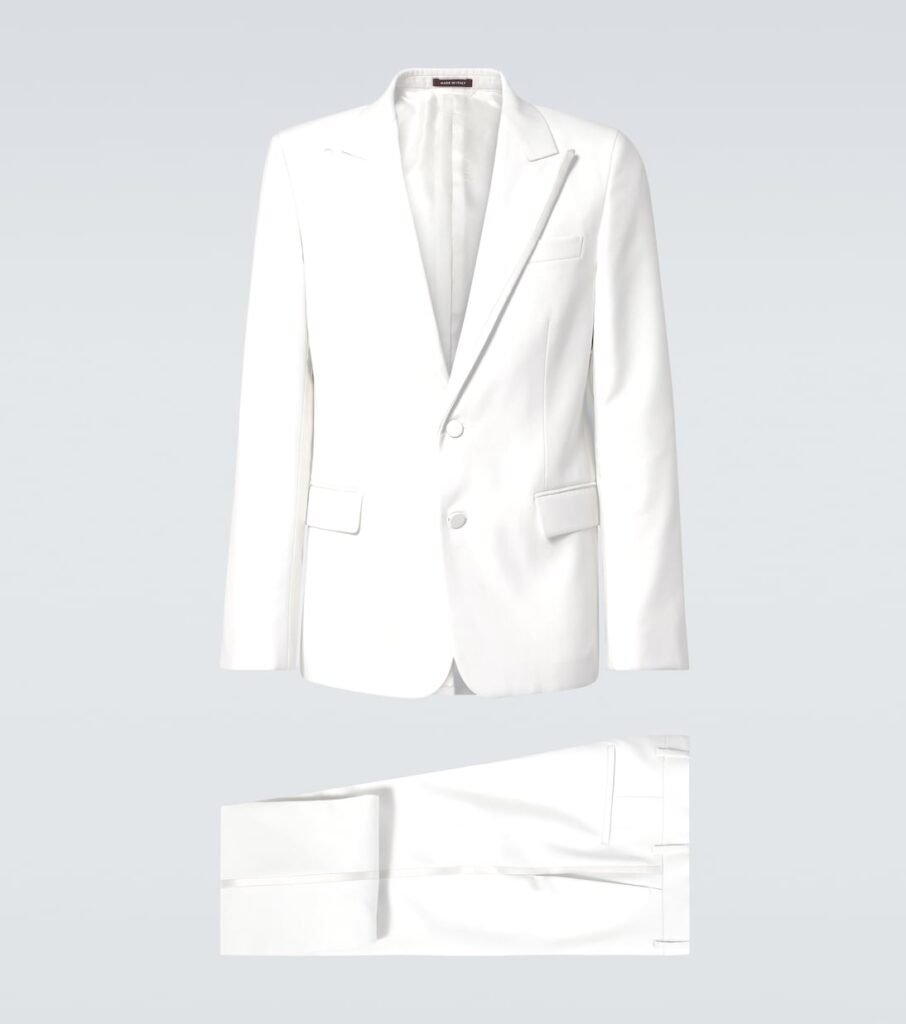 Costume en laine