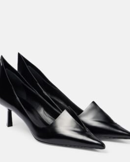 Escarpins en cuir noir Prada - Élégance moderne et artisanat italien