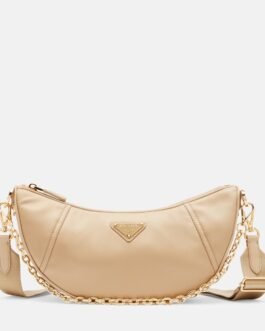 Sac Prada Demi-Lune en Re-Nylon