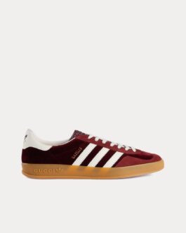 Baskets basses Adidas x Gucci Gazelle en velours bordeaux