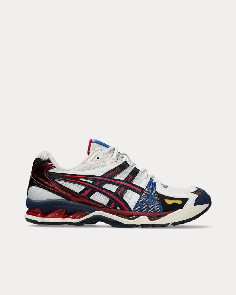AsicsGel-Kayano Legacy blanc / noir Sneakers basses