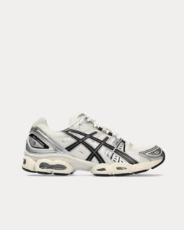AsicsGel-Nimbus 9 Cream / Black Low Top Sneakers