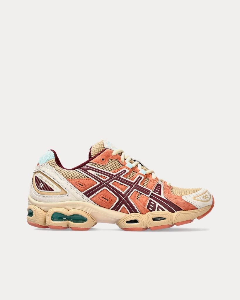 AsicsGel-Nimbus 9 Dune / Port Royal Sneakers basses
