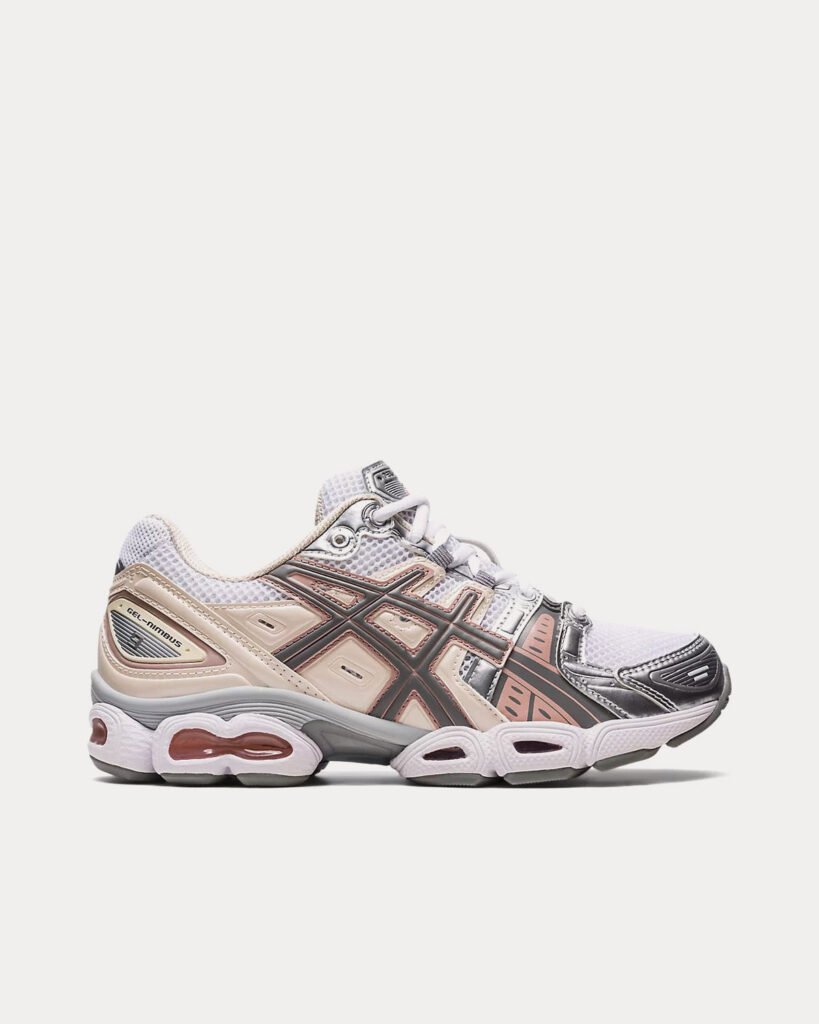 AsicsGel-Nimbus 9 blanc / Oatmeal Sneakers basses