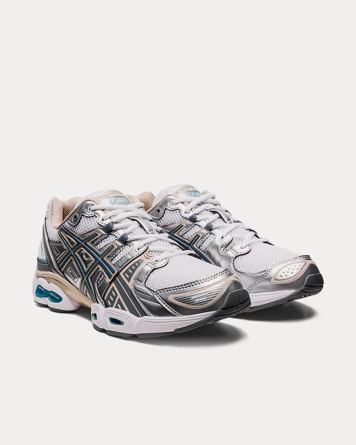 AsicsGel-Nimbus 9 White / Steel Grey Low Top Sneakers – Image 3
