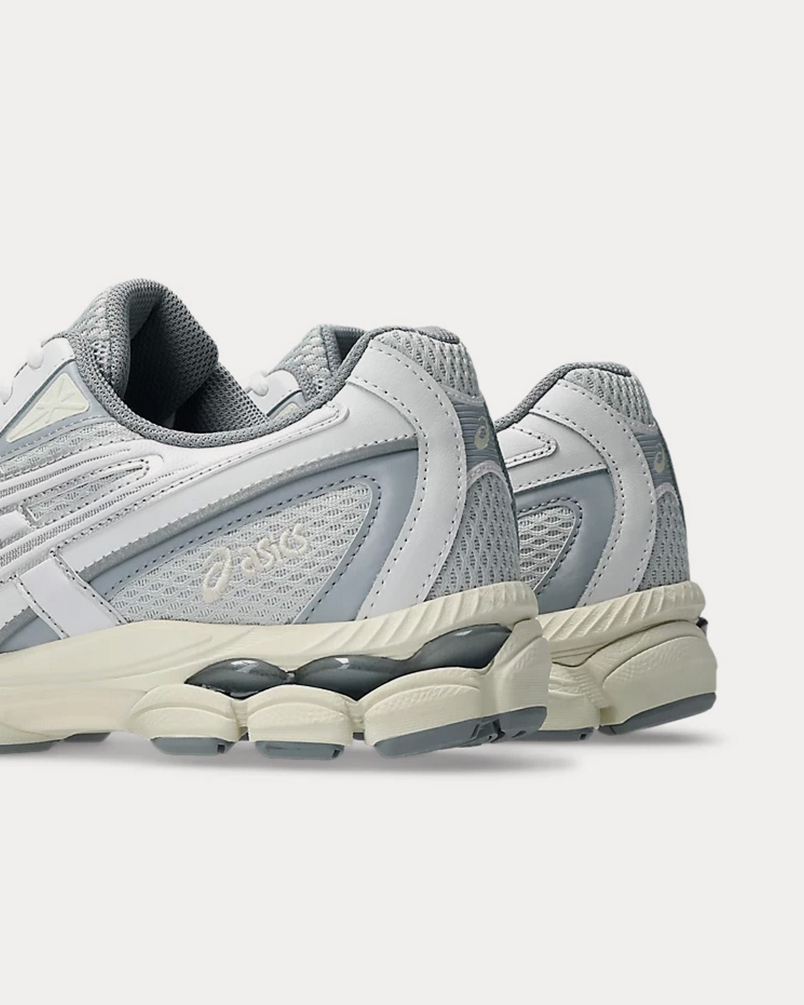 Gel-NYC 2055 Glacier Grey / White Low Top Sneakers – Image 4