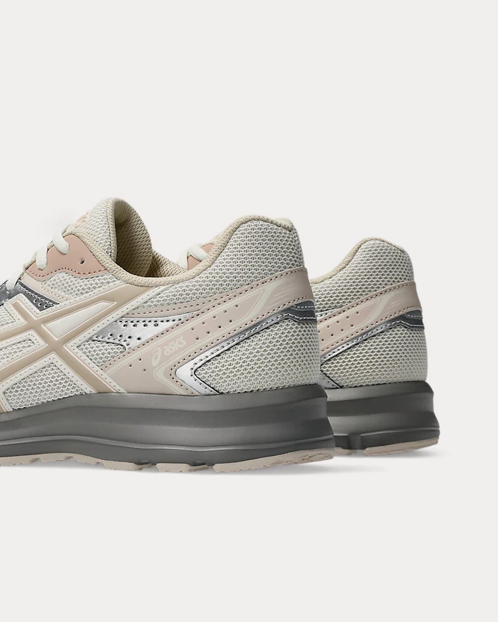 JOG 100S Cream / Feather Grey Low Top Sneakers – Image 4