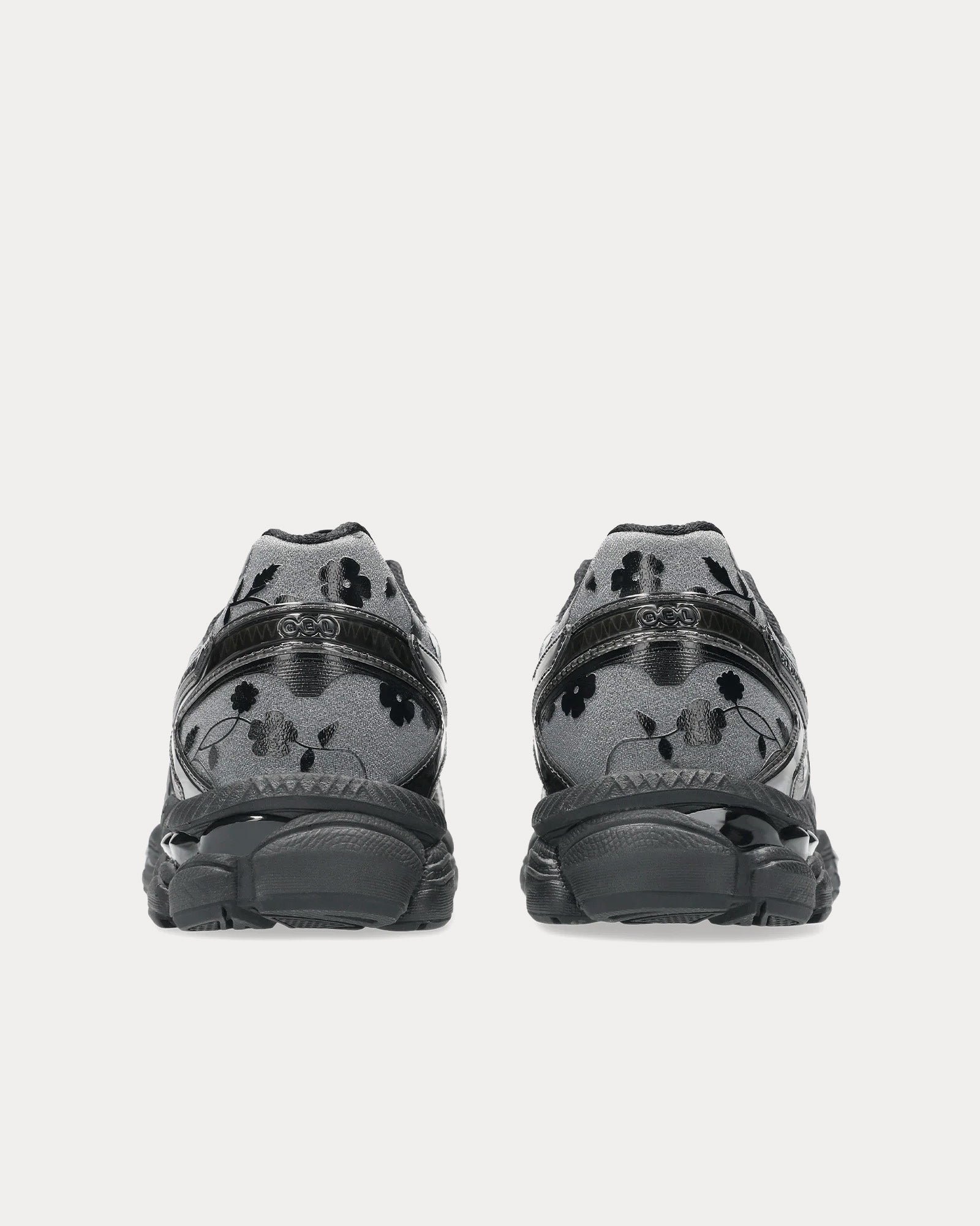 AsicsGel-Cumulus 16 SSCB Black / Black Low Top Sneakers – Image 4