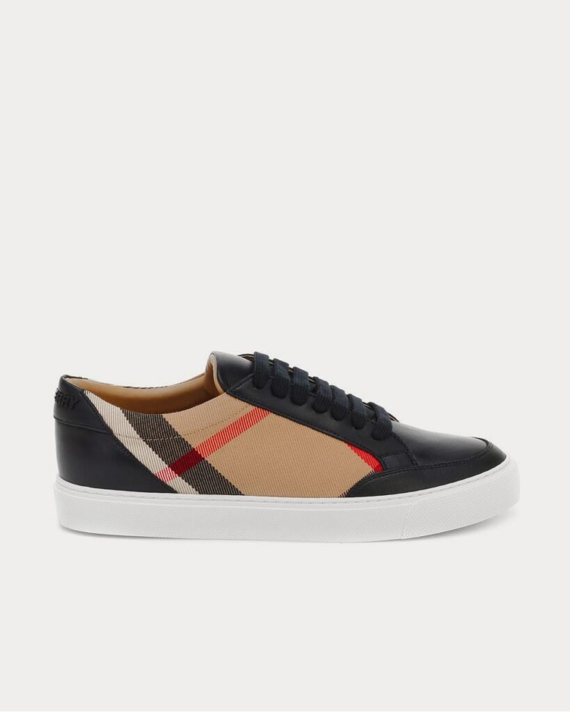Baskets basses noires Burberry en cuir et coton Salmond