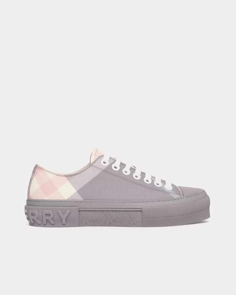 Baskets basses Burberry en coton à carreaux gris pâle