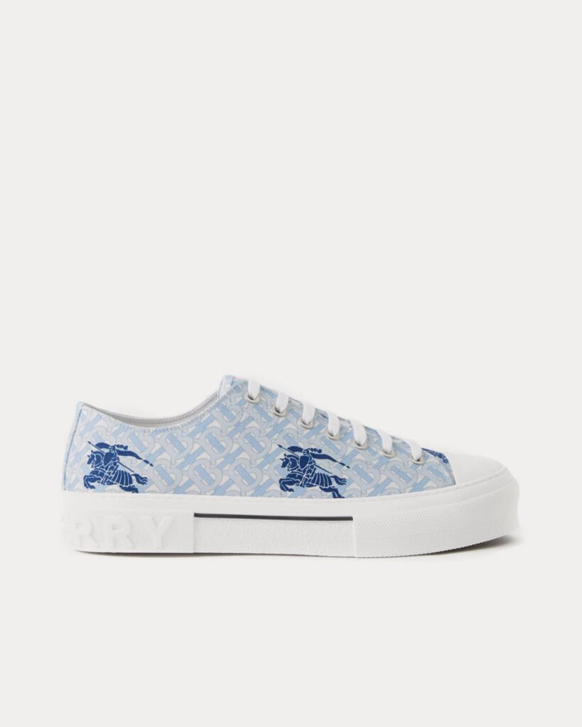 Baskets basses Burberry EKD en coton monogrammé bleu pâle