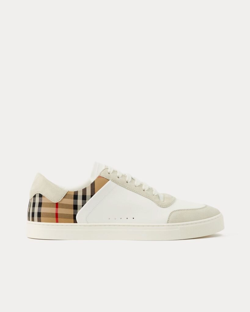 Baskets basses Burberry en cuir, daim et coton à carreaux, blanc neutre / beige archive
