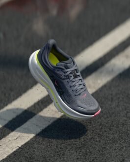 BONDI 9 - Chaussures de running sur route - charcoal grey/grey skies