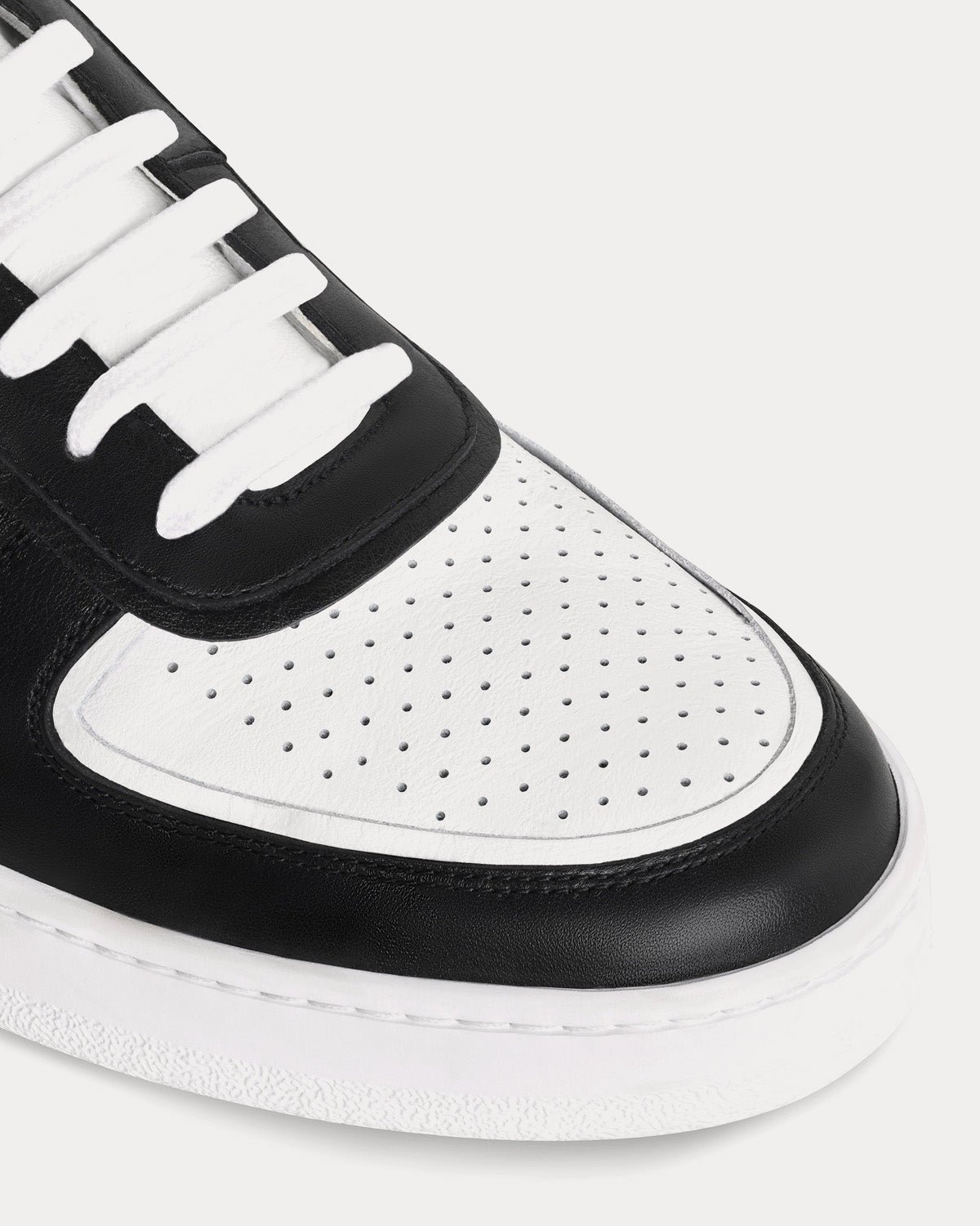 Baskets montantes Celine CT-01 'Z' en cuir de veau noir/blanc optique – Image 4