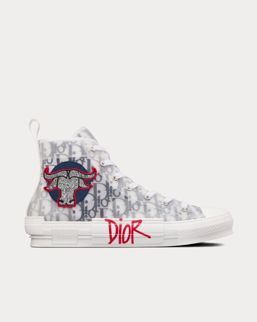 Baskets montantes blanches Dior x Stussy B23 SHAWN avec patch brodé tête de bœuf