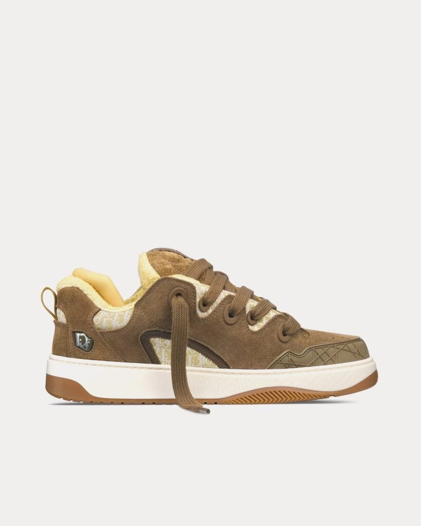 Baskets basses Dior B9S Skater en daim et jacquard Dior Oblique kaki/beige