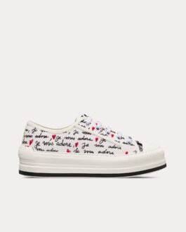 Baskets basses Dior Dioramour Walk'n'Dior Platform en coton blanc avec motif Je Vous Adore brodé noir et rouge
