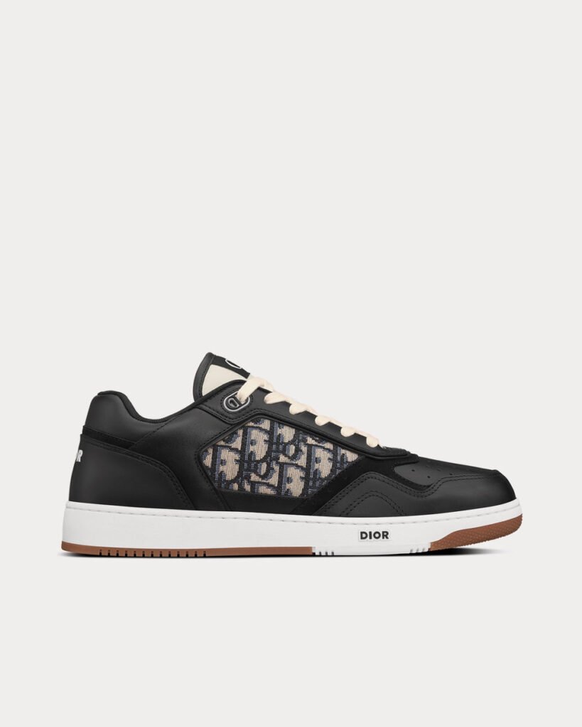 Baskets basses Dior B27 en cuir de veau lisse noir avec jacquard Dior Oblique beige et noir