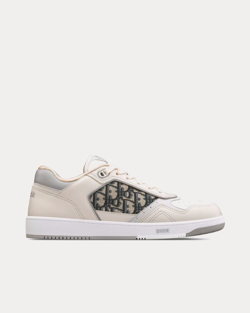 Baskets basses Dior B27 en cuir de veau lisse crème et blanc avec jacquard Dior Oblique beige et noir
