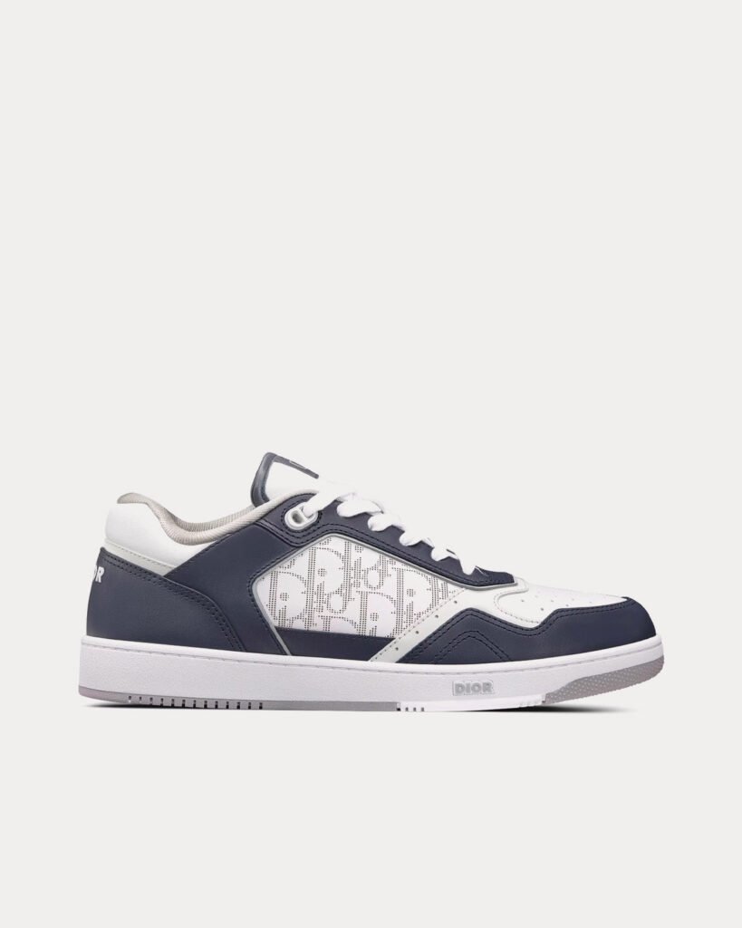 Baskets basses Dior B27 en cuir de veau lisse avec jacquard Dior Oblique bleu foncé / blanc