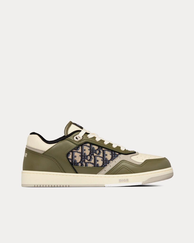 Baskets basses Dior B27 en cuir de veau lisse olive et crème avec jacquard Dior Oblique beige et noir