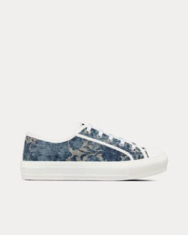 Baskets basses en denim bleu canard brodées Dior Walk'n'Dior