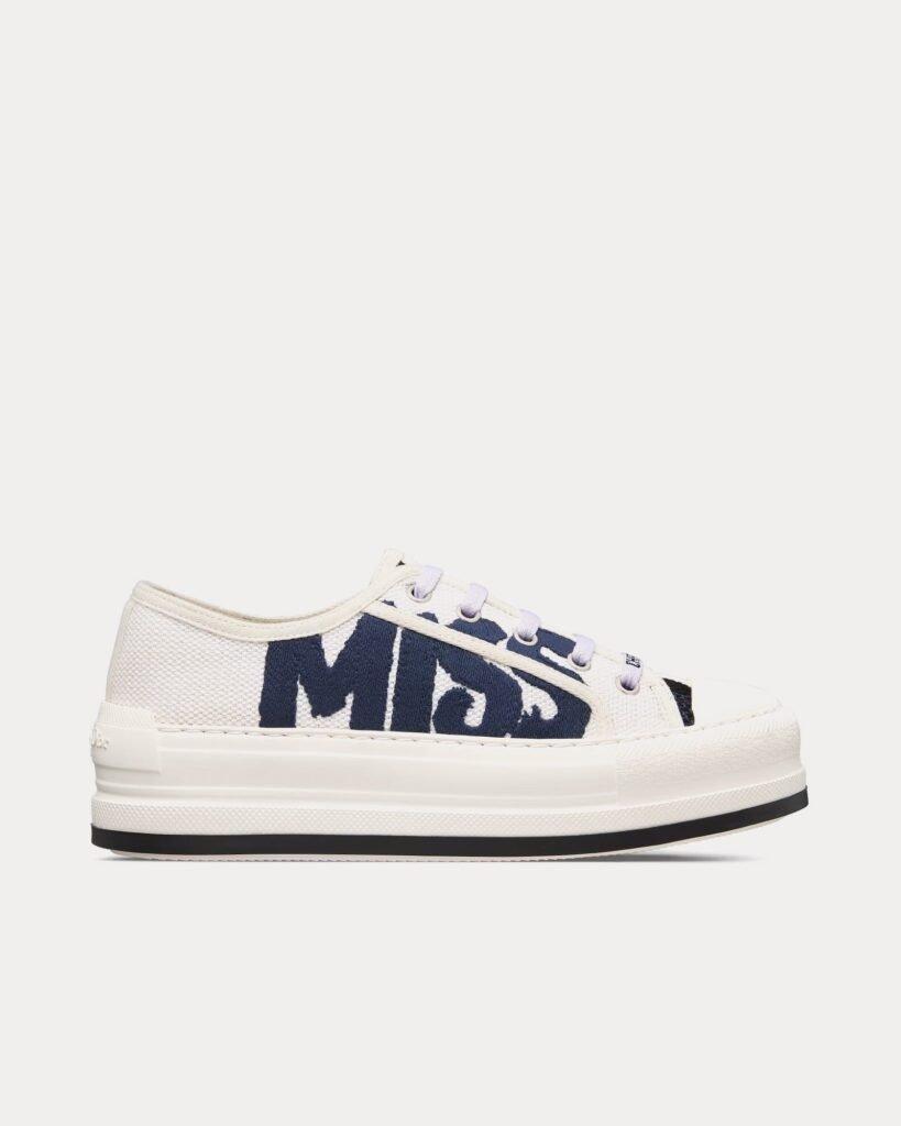 Baskets basses Dior Walk'n'Dior Platform en coton brodé blanc et bleu foncé