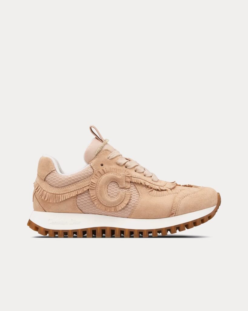 Baskets basses Dior C'est Dior en cuir de veau suédé et mesh nude