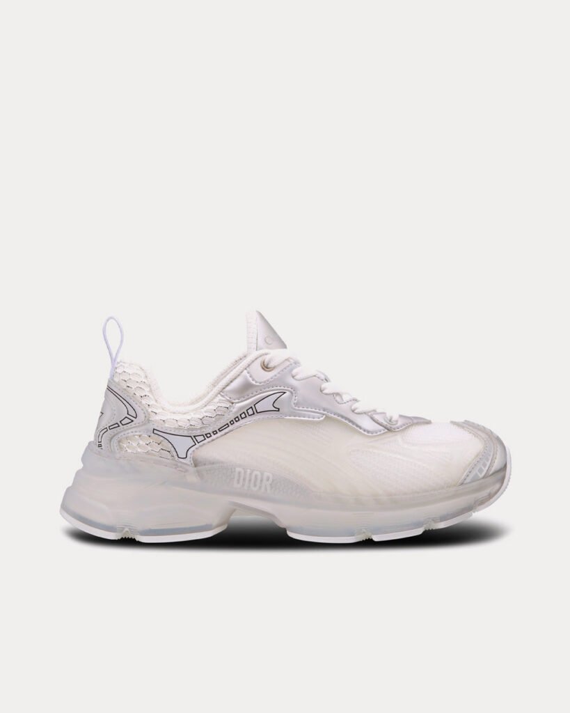 Baskets basses Dior Vibe en maille blanche et cuir argenté