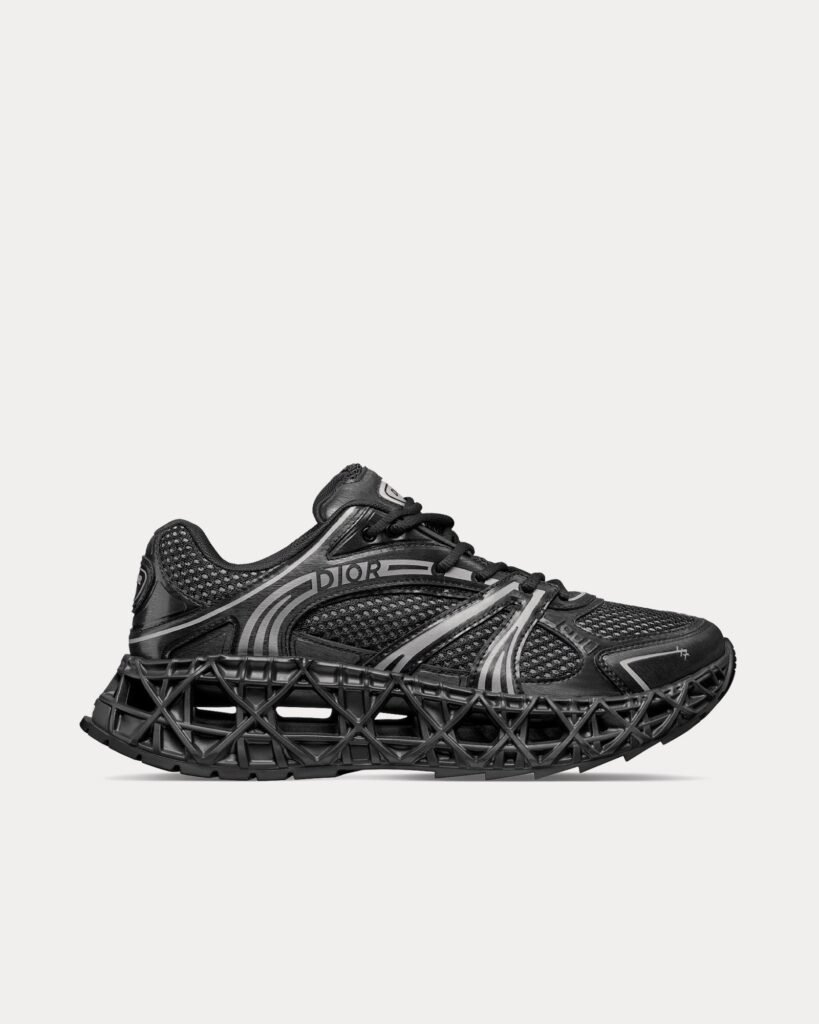 Baskets basses Dior x Kaws B35 NXXT en tissu technique noir et mesh technique noir