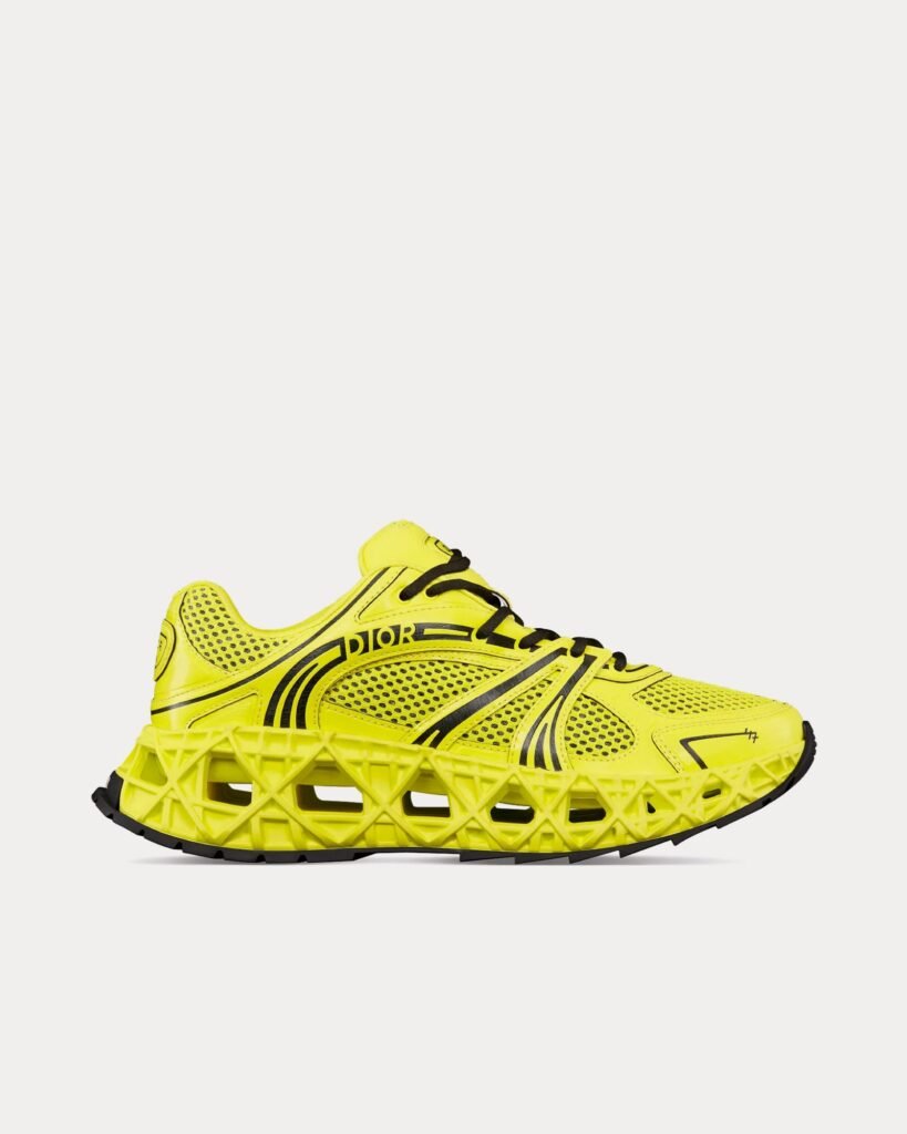 Baskets basses Dior x Kaws B35 NXXT en tissu technique jaune et mesh technique jaune