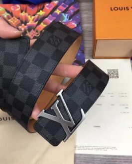 BOUCLE DE MARQUE PREMIUM AVEC LOGO POUR HOMMES