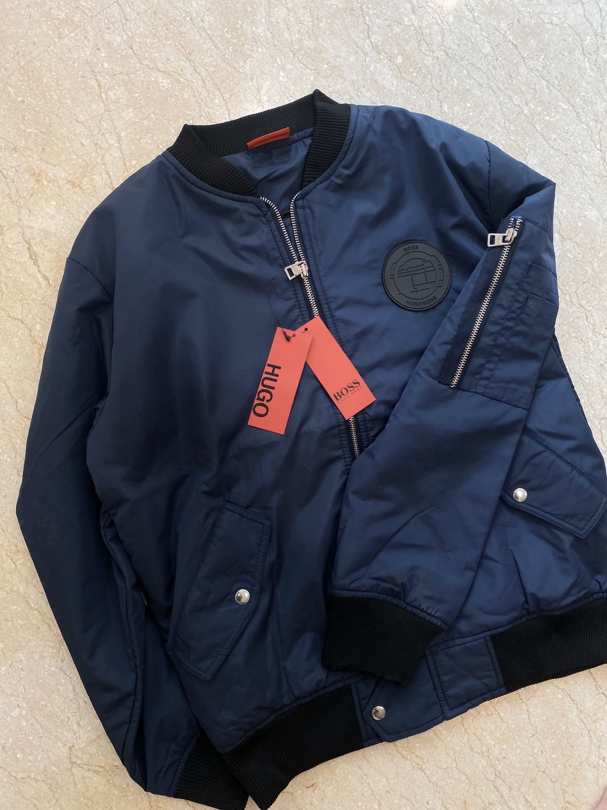 VESTES REMBOURRÉES HAUT DE GAMME DISPONIBLES POUR HOMMES