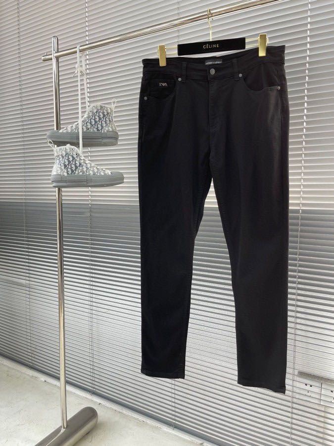 Denim extensible à patchs initiaux
