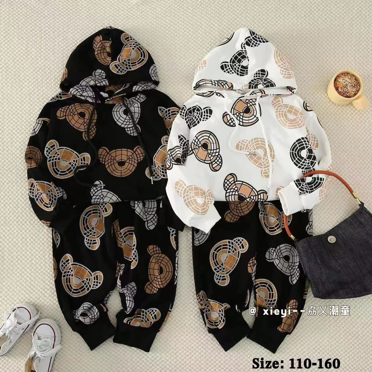 SURVÊTEMENT ENFANT QUALITÉ HAUT DE GAMME STOCK DISPONIBLE