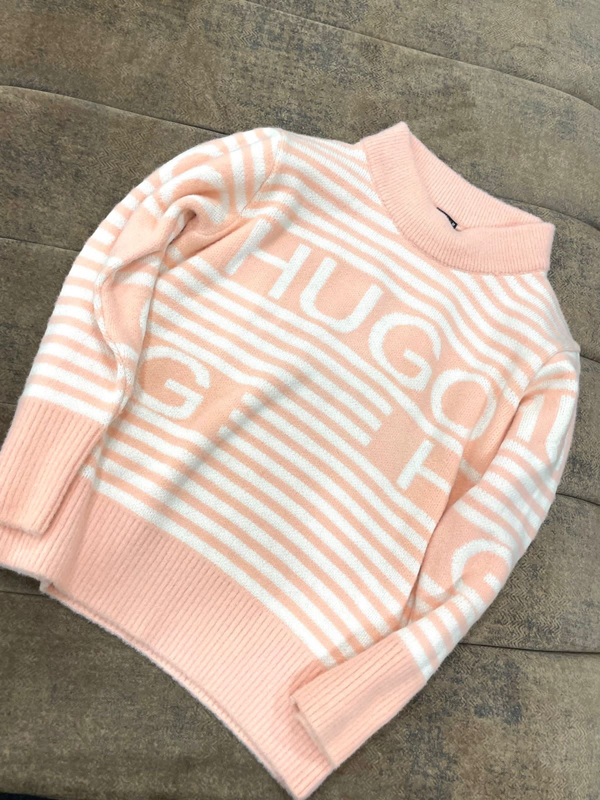 PULLOVER de qualité supérieure disponible pour femmes