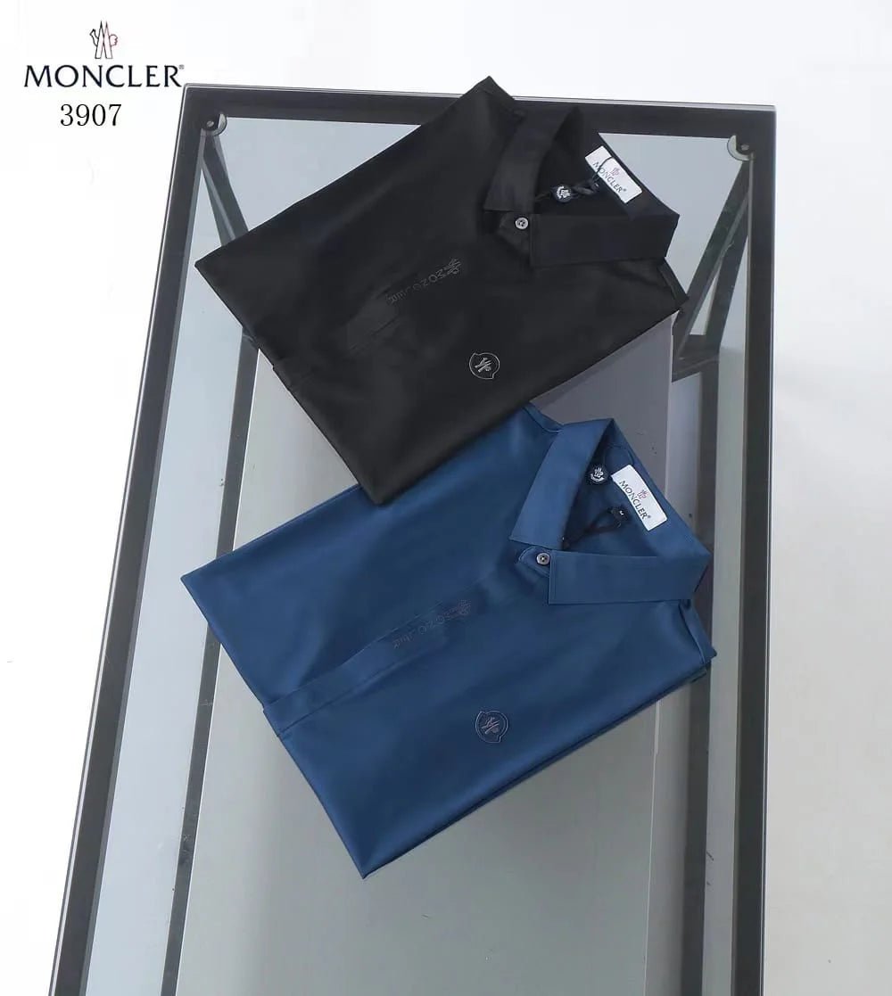 MONCLER || Chemise fuselée à manches courtes pour homme