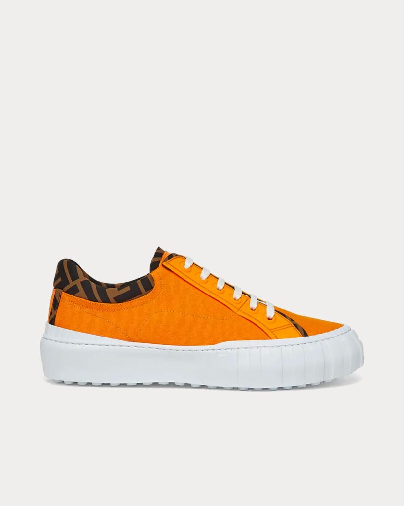Baskets basses Fendi en toile orange