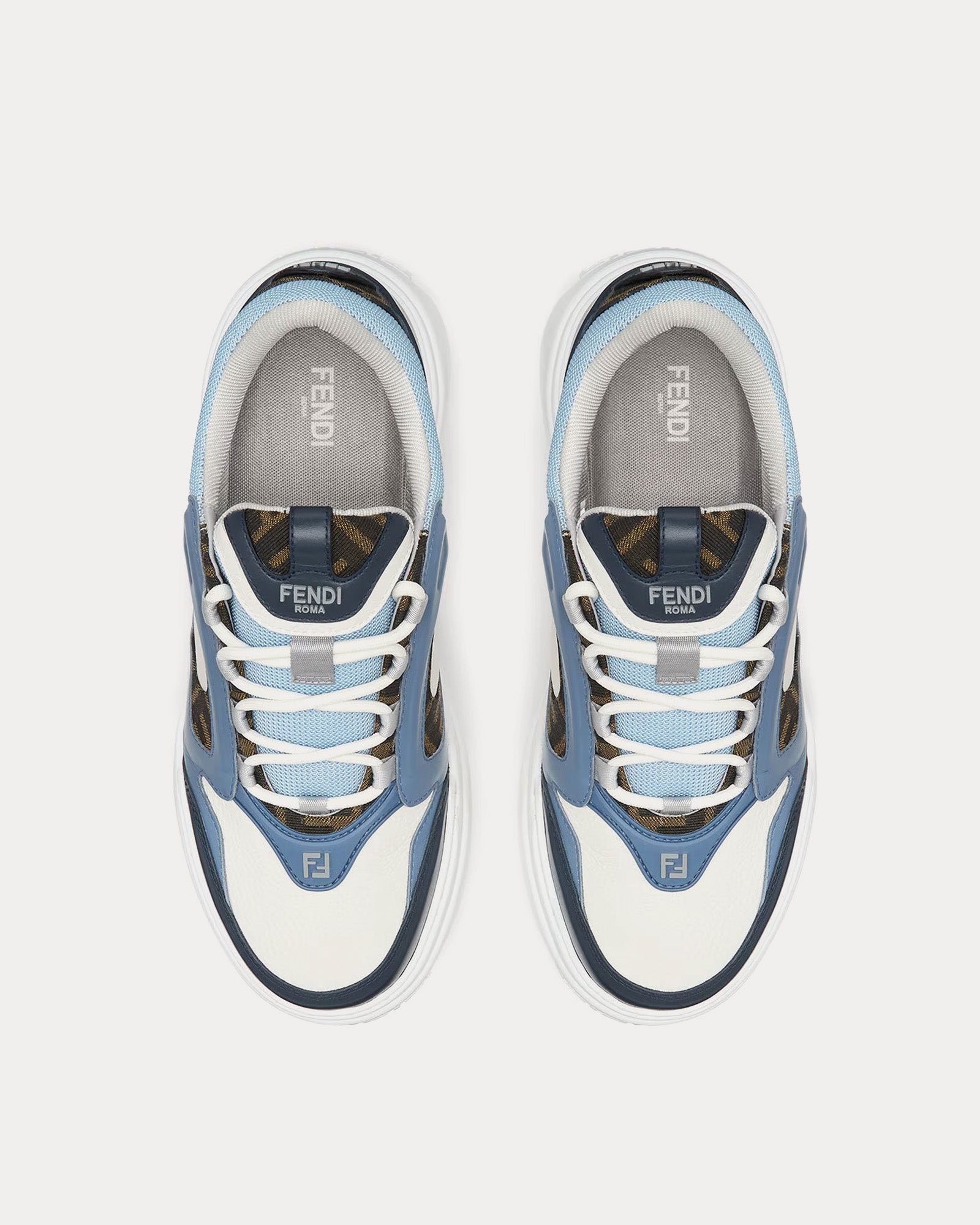 Baskets basses Fendi Force en cuir blanc / bleu clair / bleu